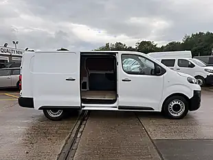 Used 2023 Vauxhall Vivaro Prime L2 H1 Lwb White - Interior and Exterior details 3