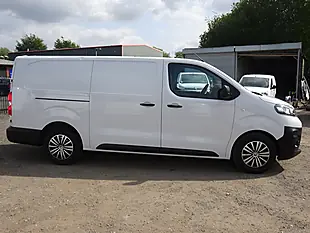 Used 2023 Vauxhall Vivaro Prime L2 H1 (lwb) White - Interior and Exterior details 10