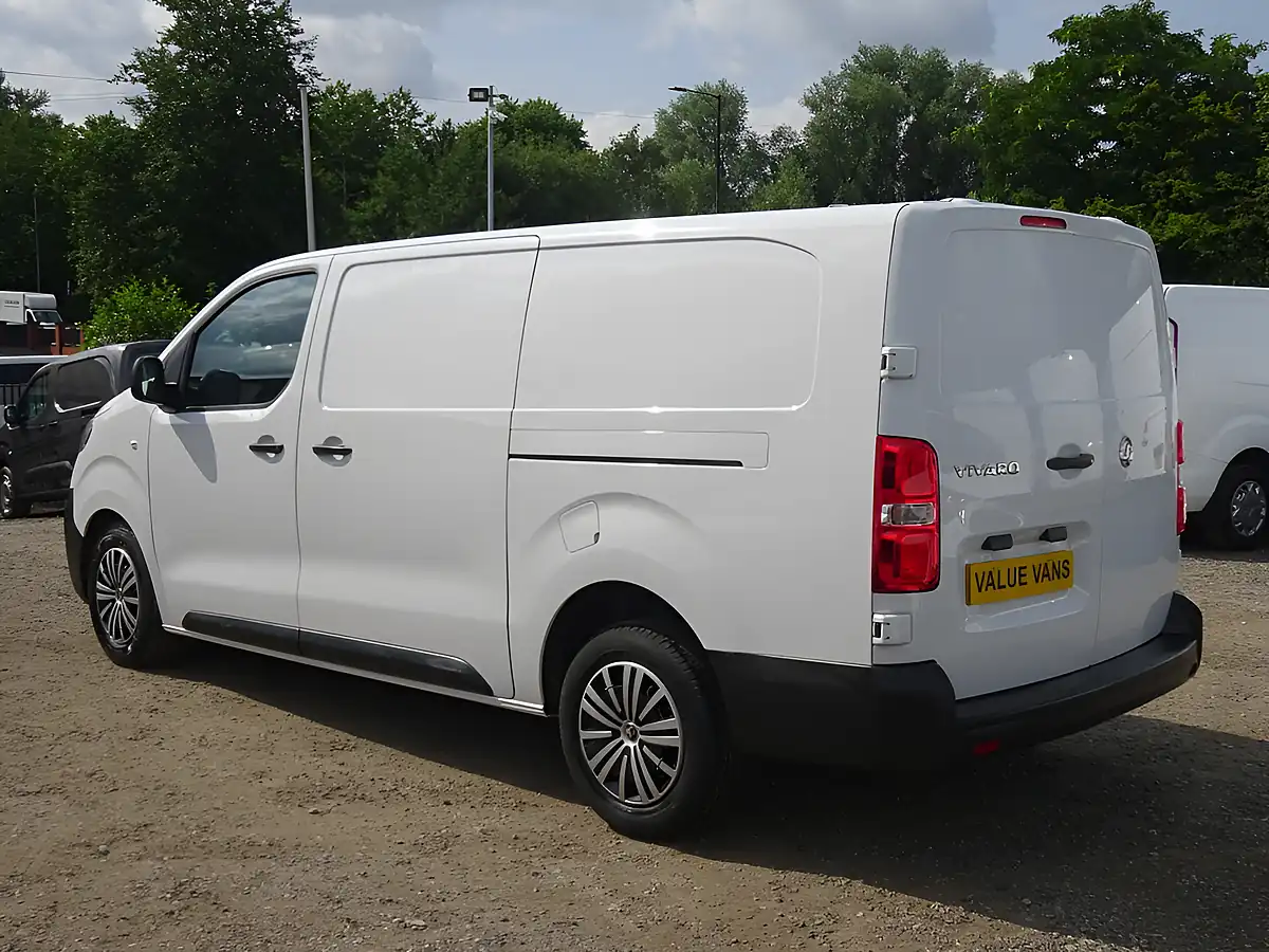 Used 2023 Vauxhall Vivaro Prime L2 H1 (lwb) White - Interior and Exterior details 16