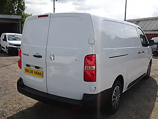 Used 2023 Vauxhall Vivaro Prime L2 H1 (lwb) White - Interior and Exterior details 17