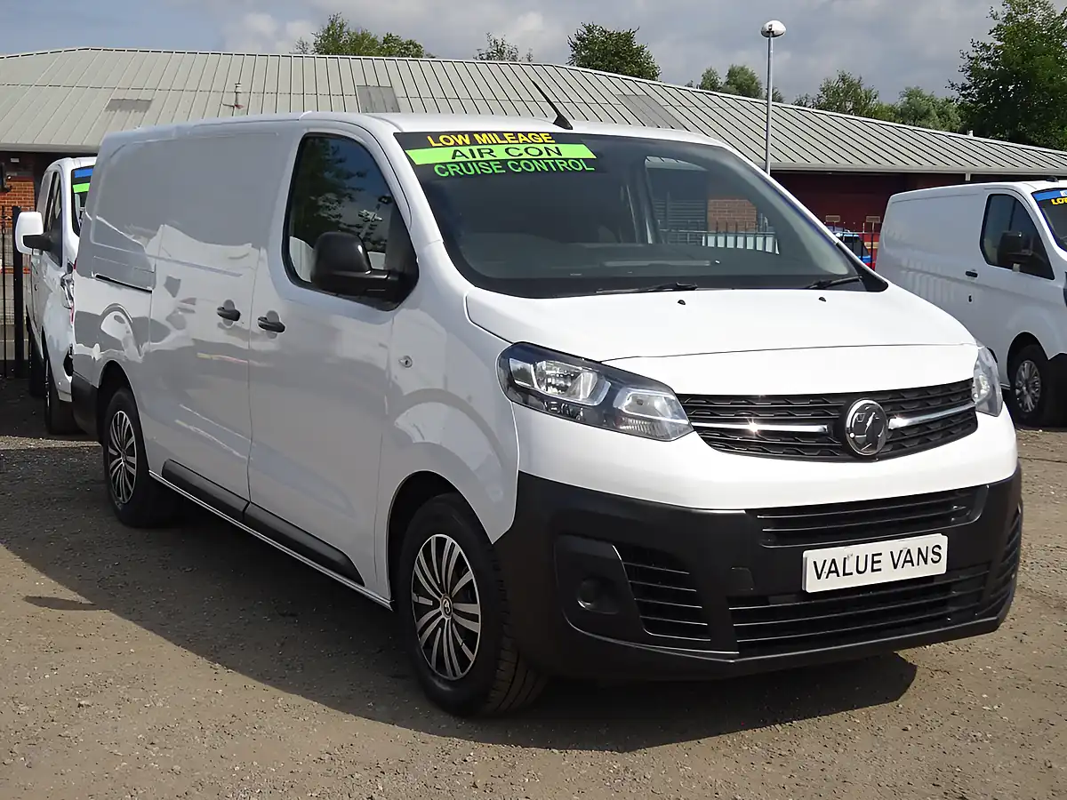 Used 2023 Vauxhall Vivaro Prime L2 H1 (lwb) White - Interior and Exterior details 3
