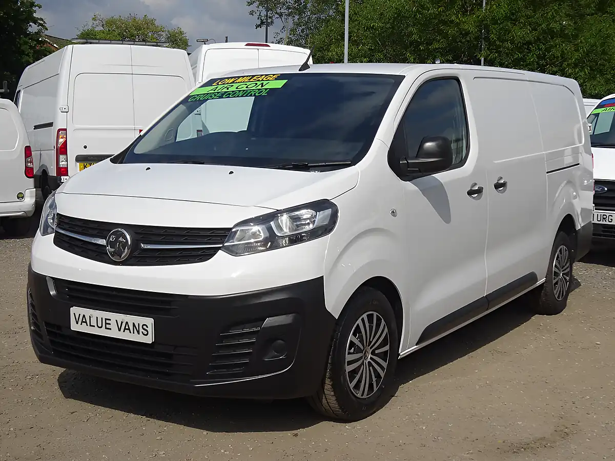 Used 2023 Vauxhall Vivaro Prime L2 H1 (lwb) White - Interior and Exterior details 7
