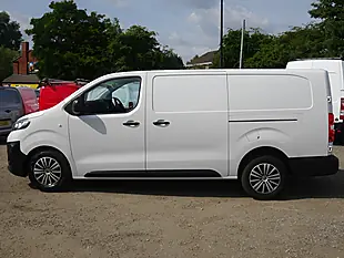 Used 2023 Vauxhall Vivaro Prime L2 H1 (lwb) White - Interior and Exterior details 9
