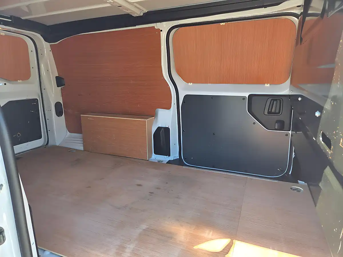 Used 2023 Vauxhall Vivaro Prime L2 H1 White - Interior and Exterior details 5