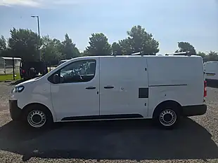 Used 2023 Vauxhall Vivaro Prime L2 H1 White - Interior and Exterior details 12