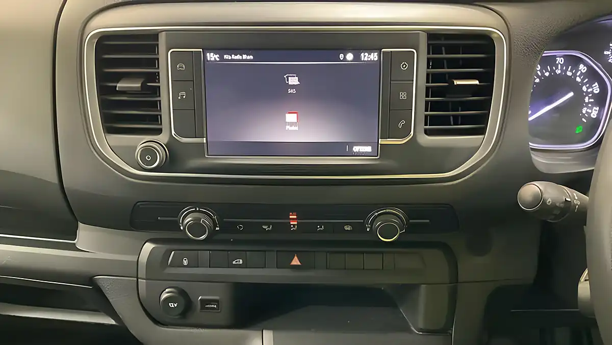 Used 2023 Vauxhall Vivaro Prime L2 H1 White - Interior and Exterior details 13