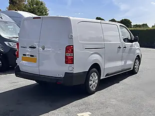 Used 2023 Vauxhall Vivaro Prime L2H1 Kaolin White (brilliant) - Interior and Exterior details 10