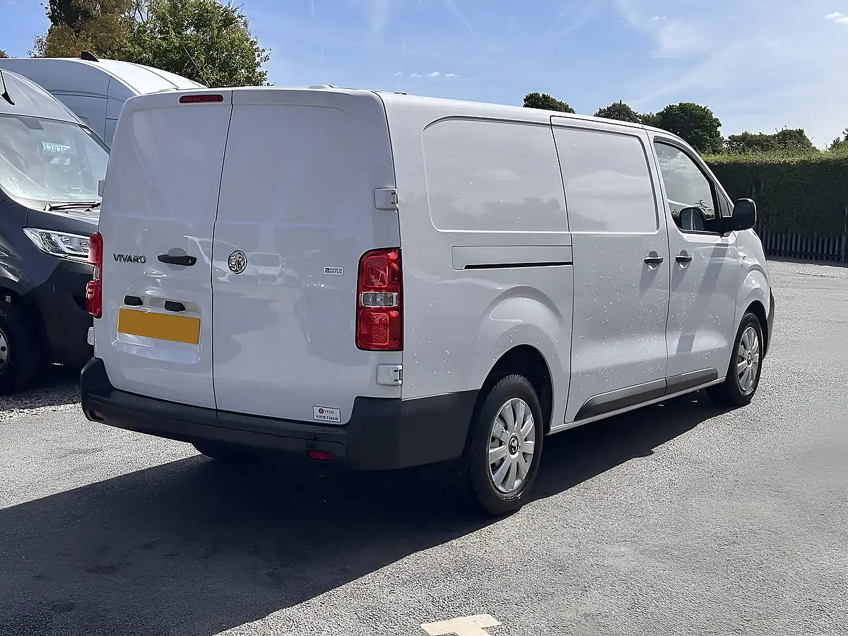 Used 2023 Vauxhall Vivaro Prime L2H1 Kaolin White (brilliant) - Interior and Exterior details 10