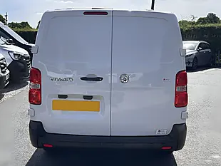 Used 2023 Vauxhall Vivaro Prime L2H1 Kaolin White (brilliant) - Interior and Exterior details 13