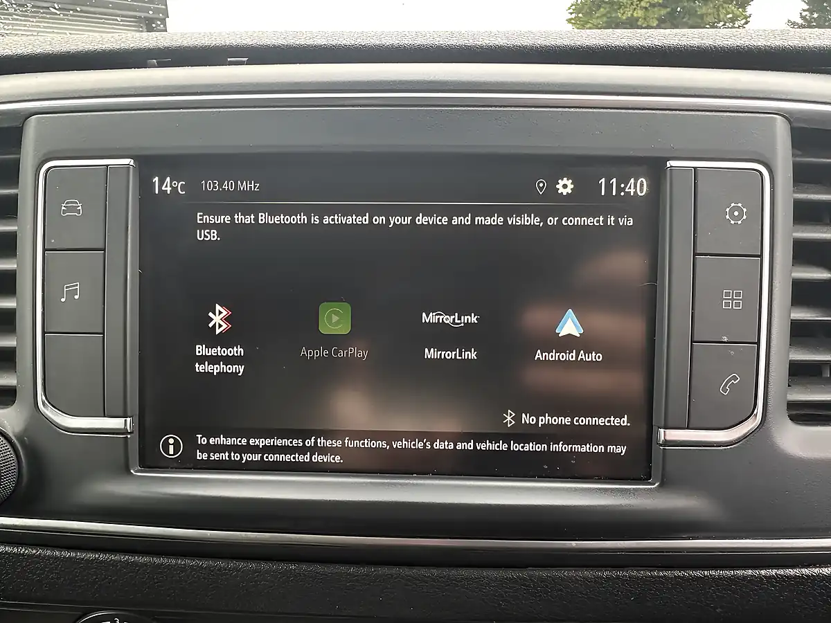 Used 2023 Vauxhall Vivaro Prime L2H1 Kaolin White (brilliant) - Interior and Exterior details 14