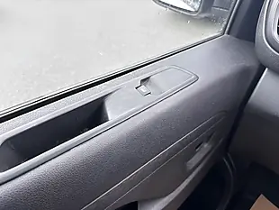 Used 2023 Vauxhall Vivaro Prime L2H1 Kaolin White (brilliant) - Interior and Exterior details 19