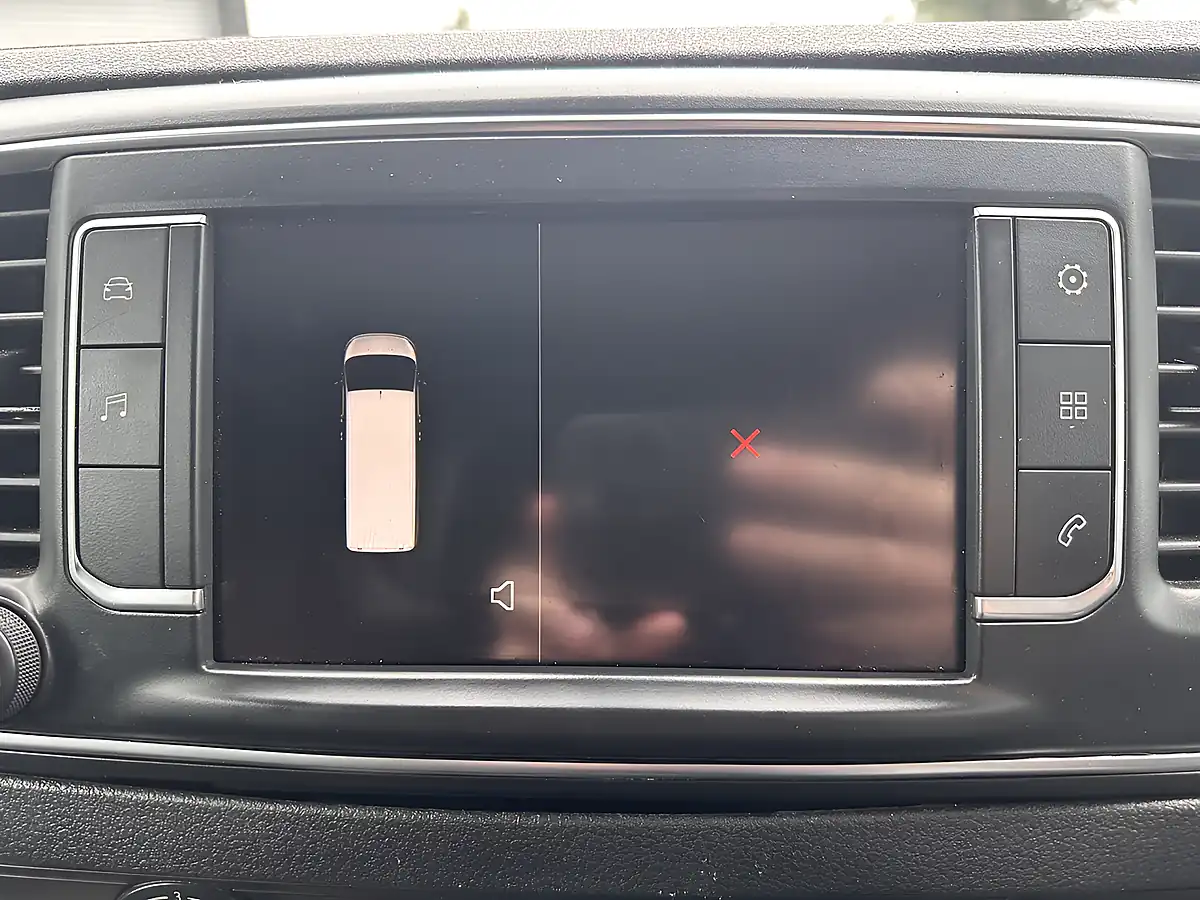Used 2023 Vauxhall Vivaro Prime L2H1 Kaolin White - Interior and Exterior details 14