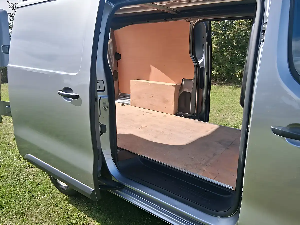 Used 2023 Vauxhall Vivaro Prime Panel Van Grey - Interior and Exterior details 9