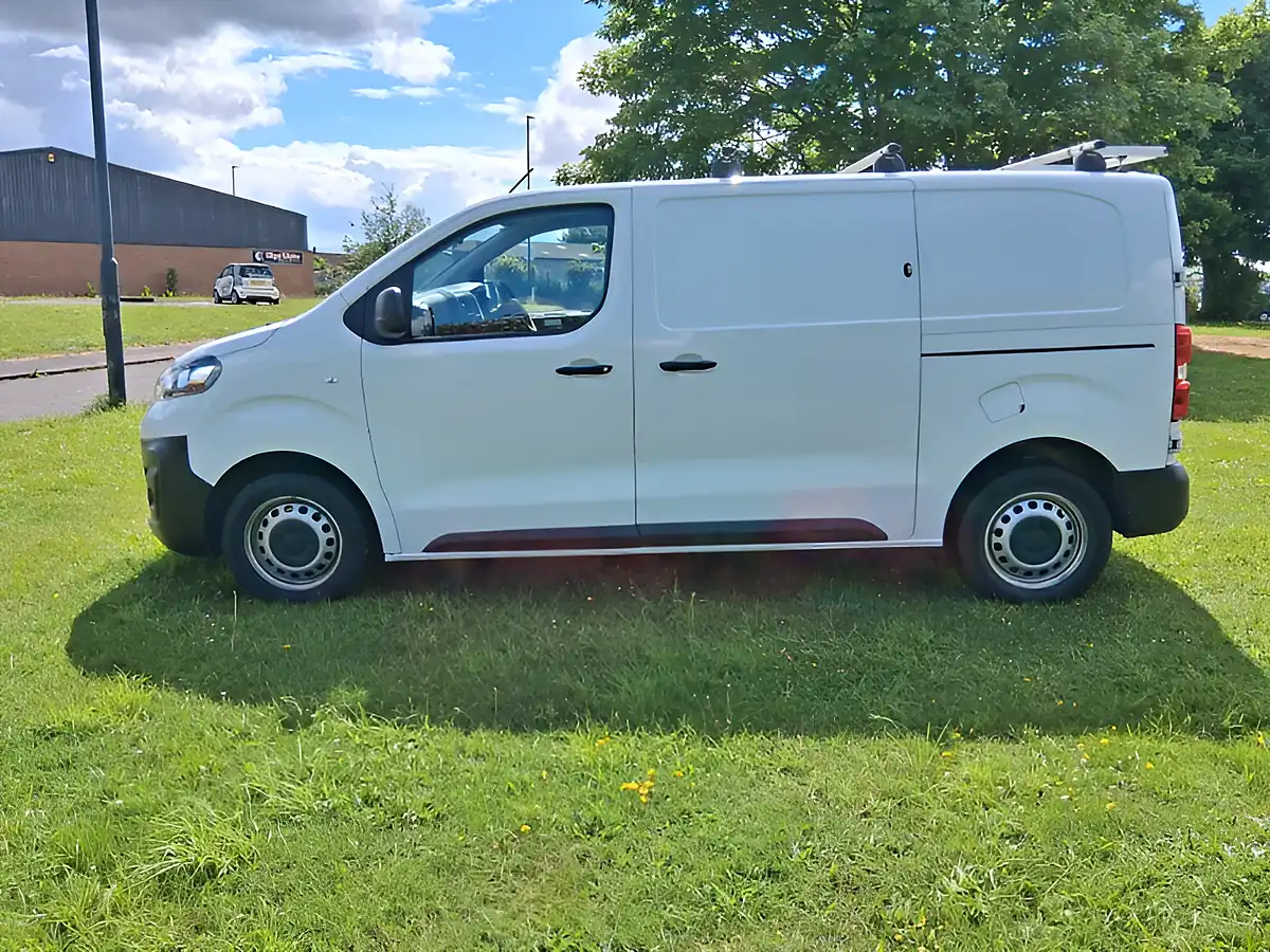 Used 2023 Vauxhall Vivaro Prime White - Interior and Exterior details 2