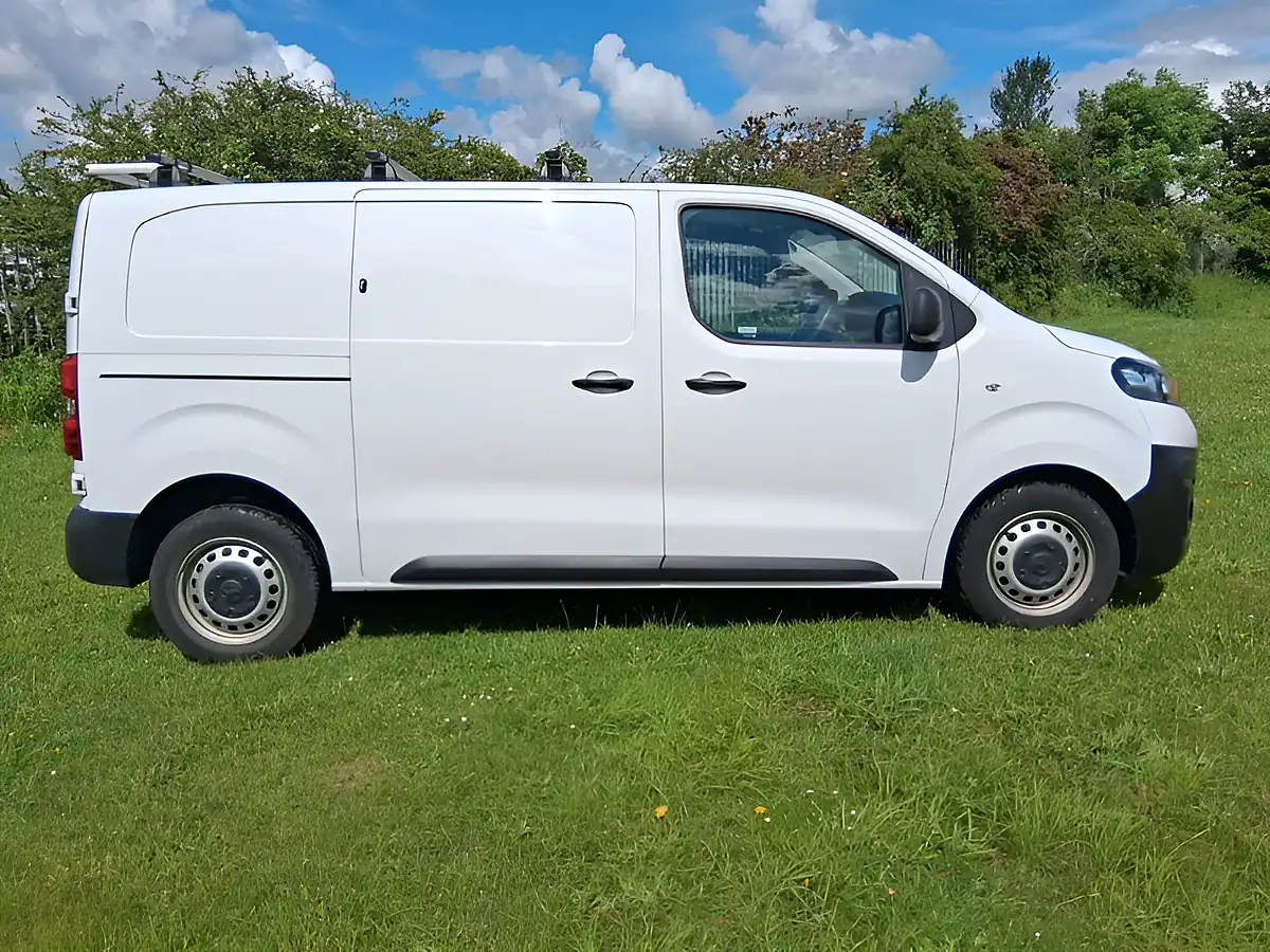 Used 2023 Vauxhall Vivaro Prime White - Interior and Exterior details 6