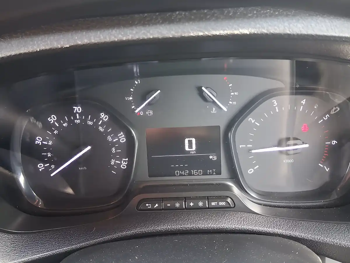 Used 2023 Vauxhall Vivaro Prime White - Interior and Exterior details 12