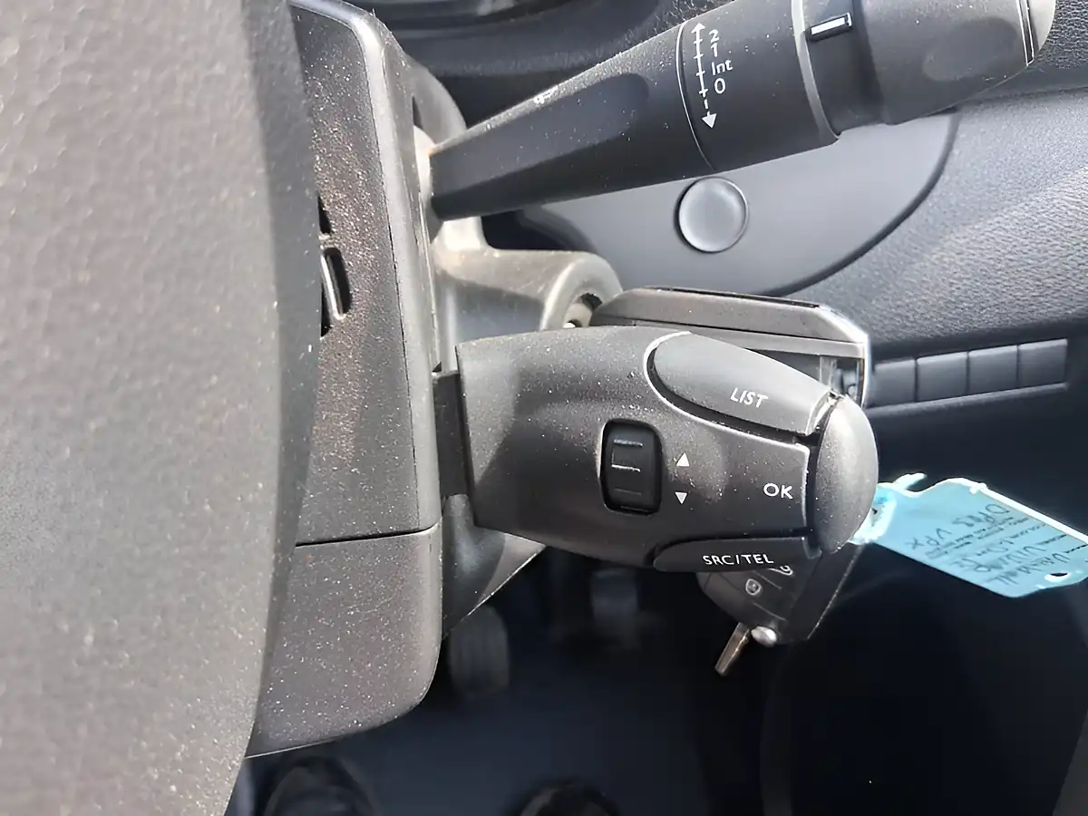 Used 2023 Vauxhall Vivaro Prime White - Interior and Exterior details 14