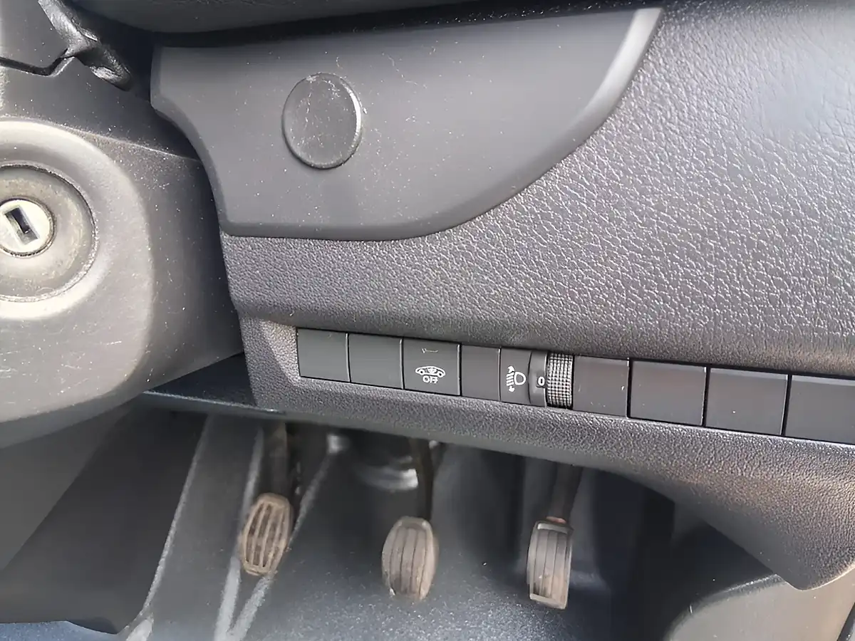 Used 2023 Vauxhall Vivaro Prime White - Interior and Exterior details 16