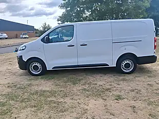 Used 2023 Vauxhall Vivaro Prime White - Interior and Exterior details 2