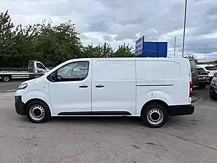 Used 2023 Vauxhall Vivaro Prime White - Interior and Exterior details 8