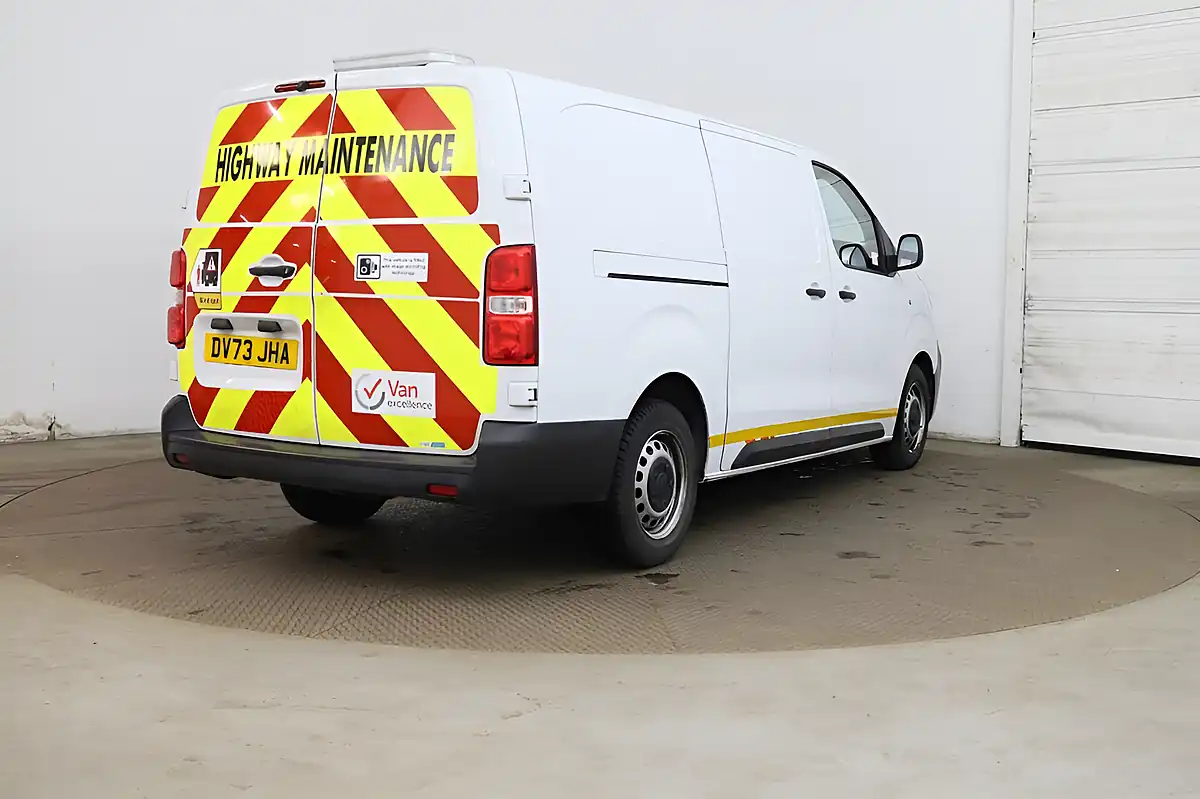 Used 2023 Vauxhall Vivaro Prime White - Interior and Exterior details 4