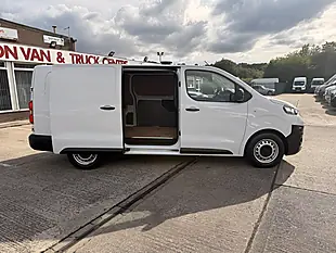 Used 2023 Vauxhall Vivaro Prime White - Interior and Exterior details 3