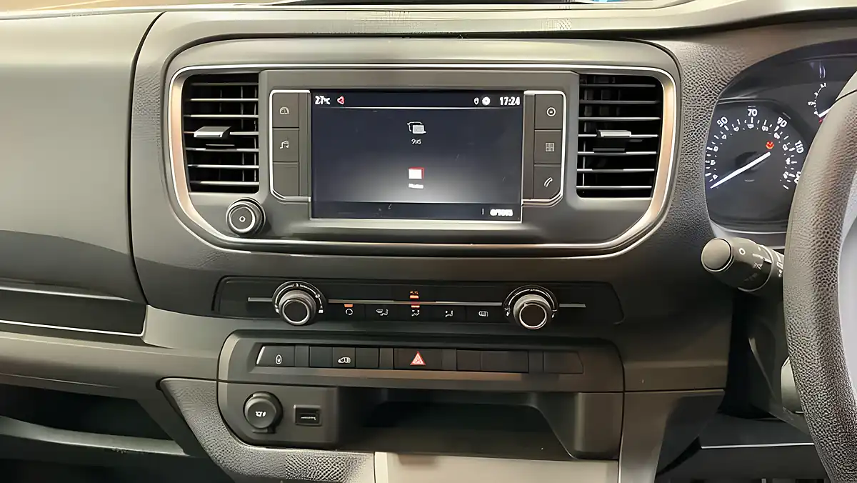 Used 2023 Vauxhall Vivaro Prime White - Interior and Exterior details 11