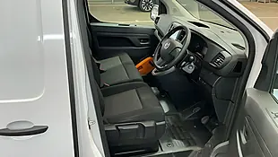 Used 2023 Vauxhall Vivaro Prime White - Interior and Exterior details 9