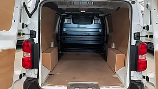 Used 2023 Vauxhall Vivaro Prime White - Interior and Exterior details 9