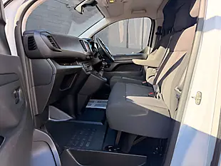 Used 2023 Vauxhall Vivaro Prime White - Interior and Exterior details 16