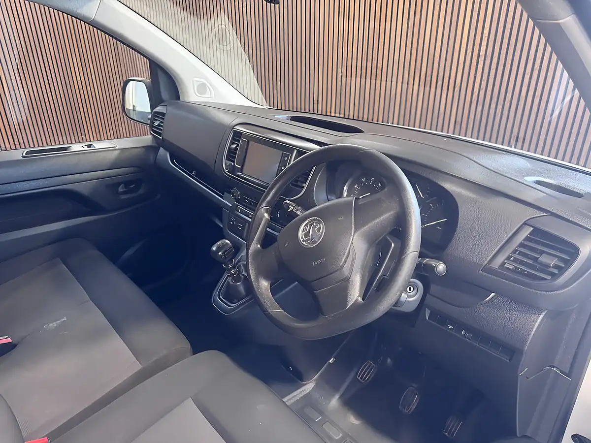 Used 2023 Vauxhall Vivaro Prime White - Interior and Exterior details 19