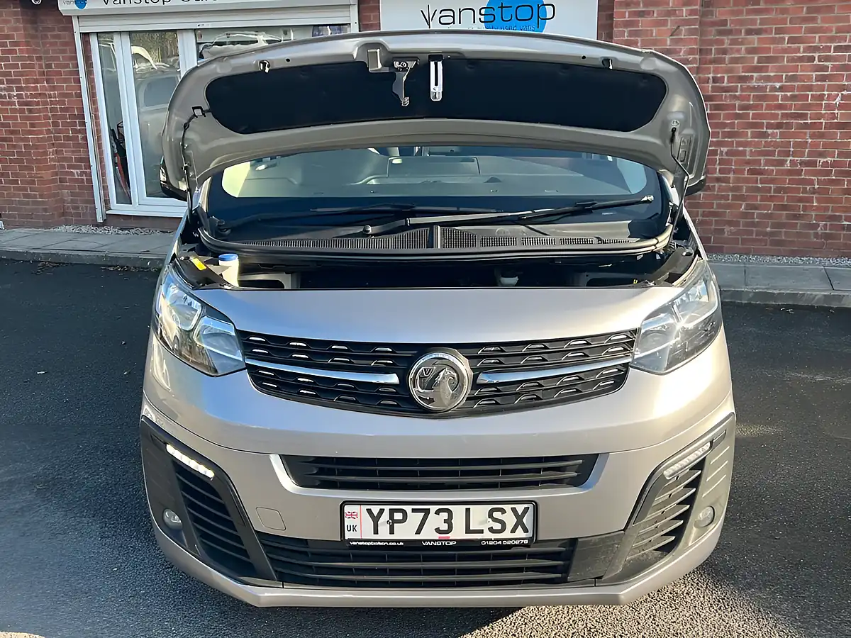 Used 2023 Vauxhall Vivaro Pro Grey - Interior and Exterior details 5