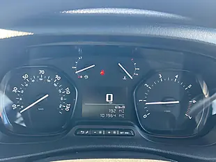 Used 2023 Vauxhall Vivaro Pro Grey - Interior and Exterior details 9