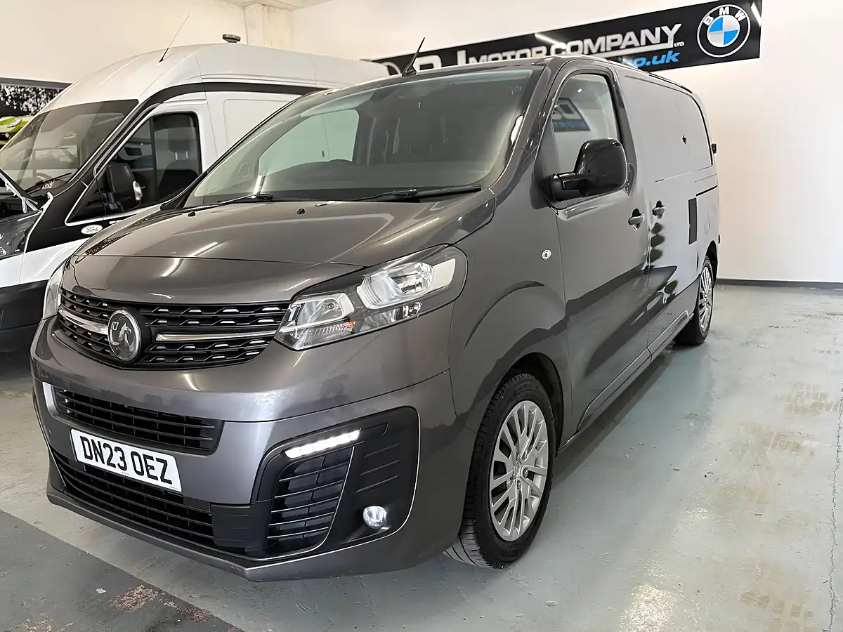 Used 2023 Vauxhall Vivaro Pro Grey - Interior and Exterior details 10