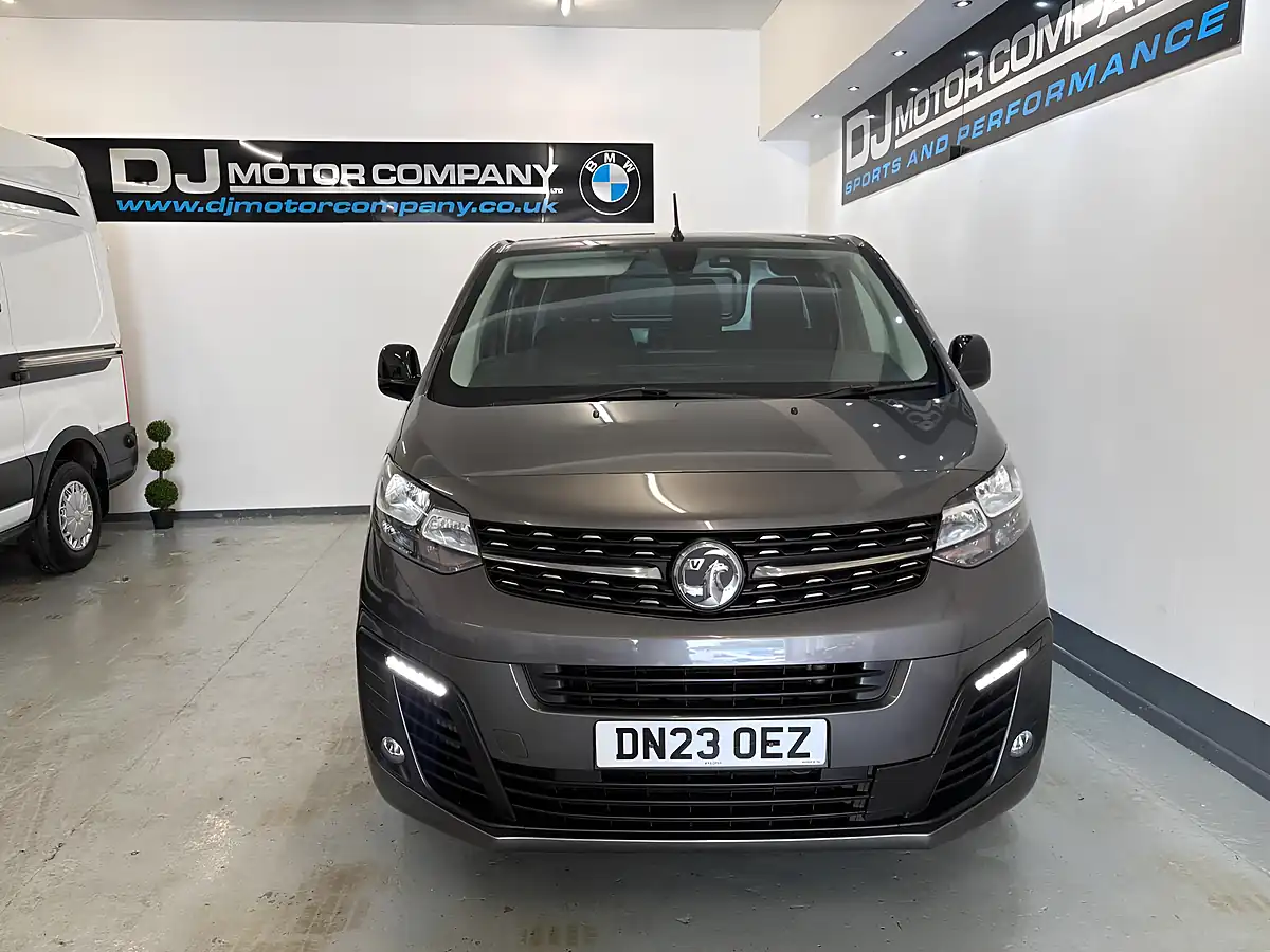 Used 2023 Vauxhall Vivaro Pro Grey - Interior and Exterior details 2