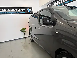 Used 2023 Vauxhall Vivaro Pro Grey - Interior and Exterior details 20