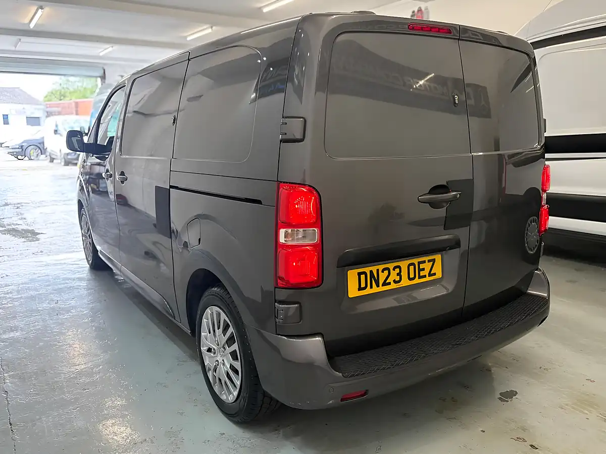 Used 2023 Vauxhall Vivaro Pro Grey - Interior and Exterior details 4