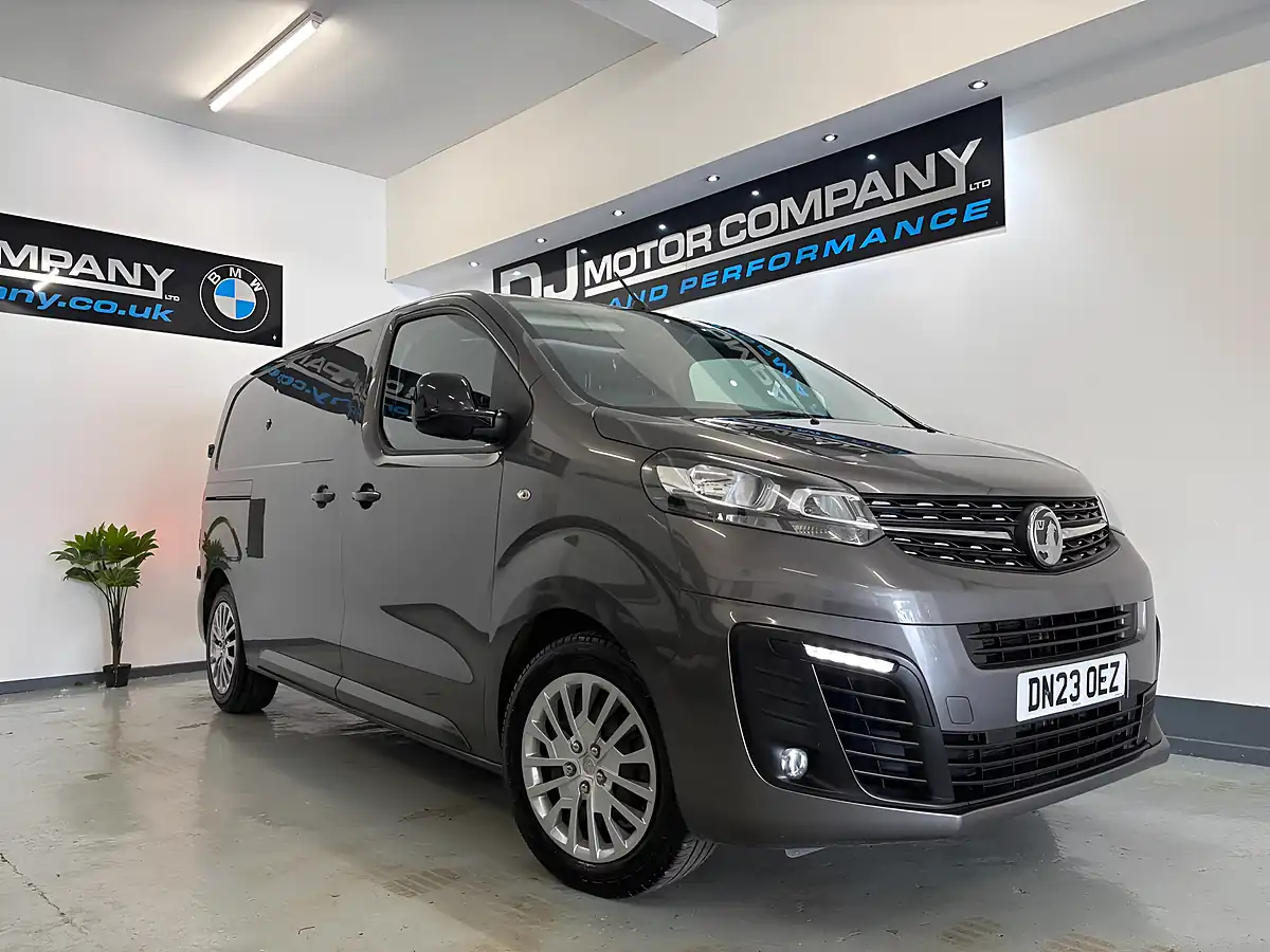 Used 2023 Vauxhall Vivaro Pro Grey - Interior and Exterior details 7