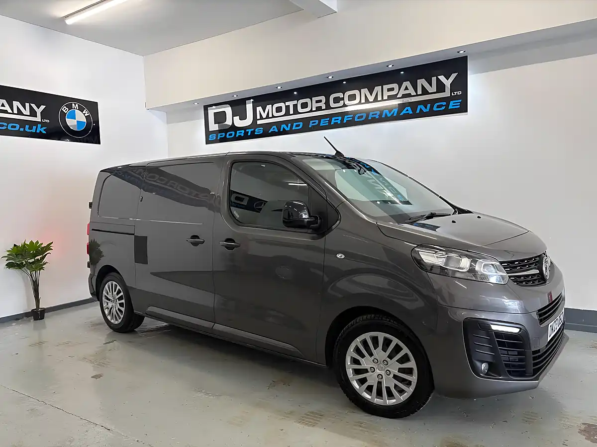 Used 2023 Vauxhall Vivaro Pro Grey - Interior and Exterior details 9