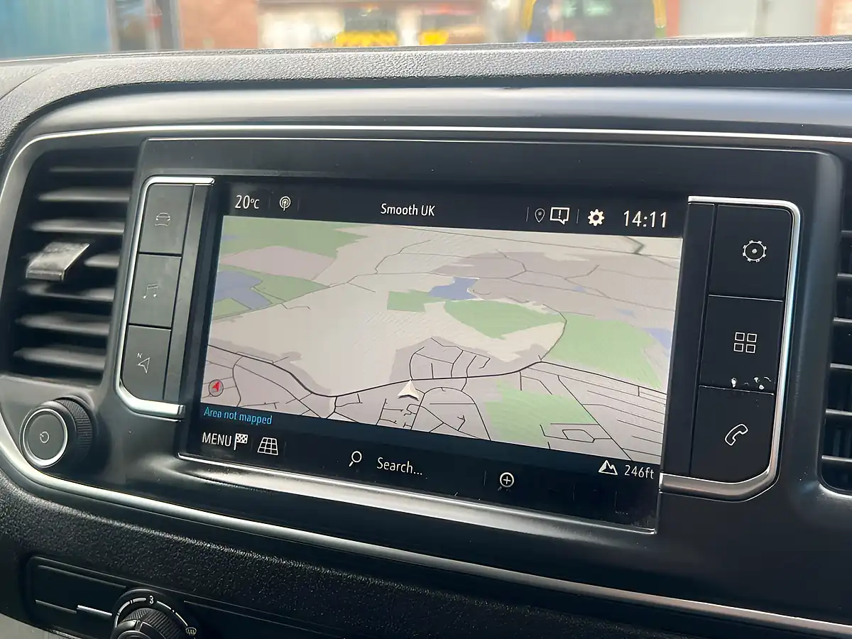 Used 2023 Vauxhall Vivaro Pro Kaolin White - Interior and Exterior details 18