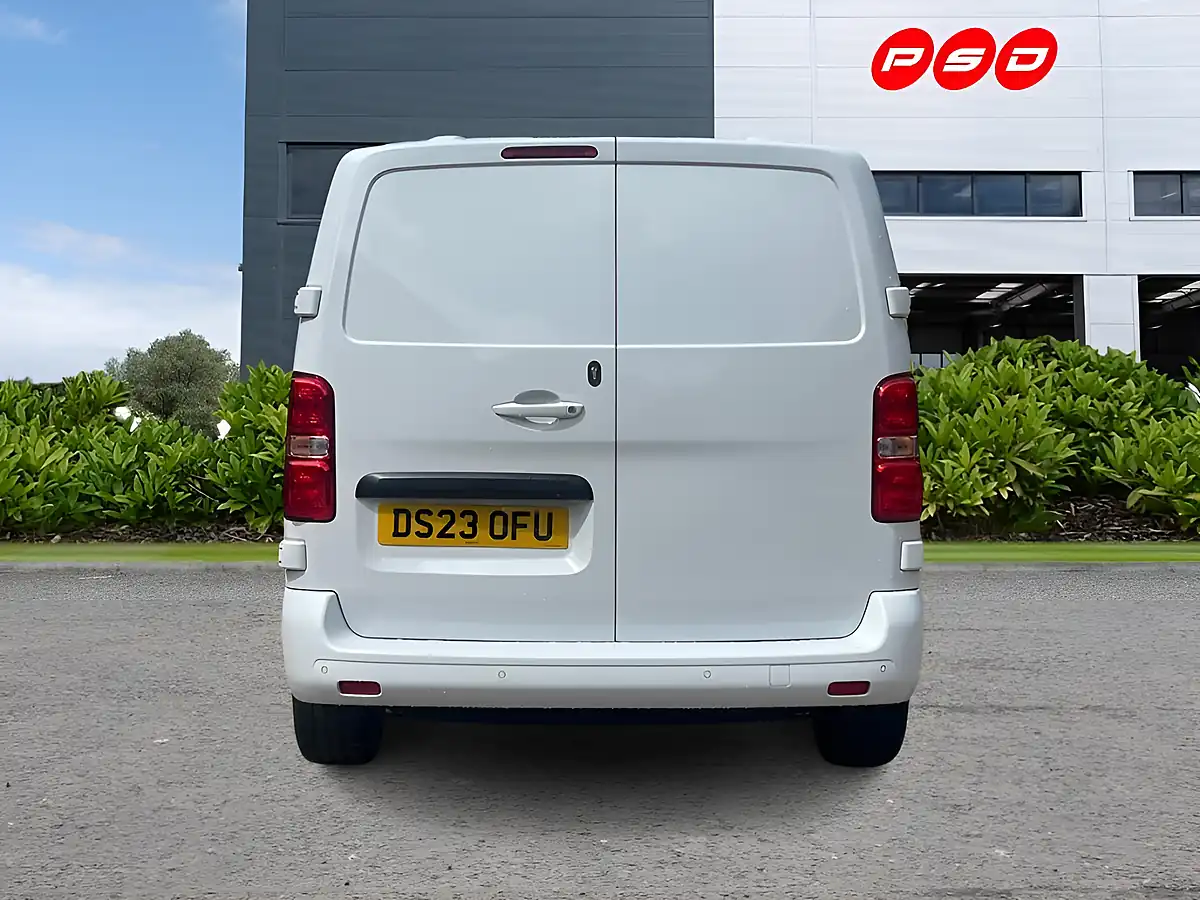 Used 2023 Vauxhall Vivaro Pro Kaolin White - Interior and Exterior details 7