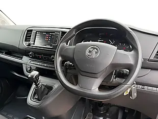Used 2023 Vauxhall Vivaro Pro Kaolin White - Interior and Exterior details 13
