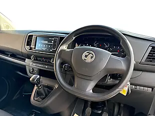 Used 2023 Vauxhall Vivaro Pro Kaolin White - Interior and Exterior details 13