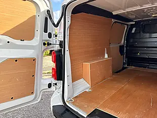 Used 2023 Vauxhall Vivaro Pro Kaolin White - Interior and Exterior details 16