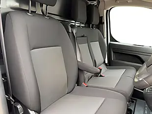 Used 2023 Vauxhall Vivaro Pro L2 H1 Kaolin White - Interior and Exterior details 12