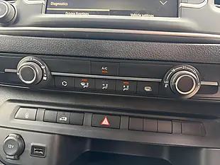 Used 2023 Vauxhall Vivaro Pro L2 H1 Kaolin White - Interior and Exterior details 15
