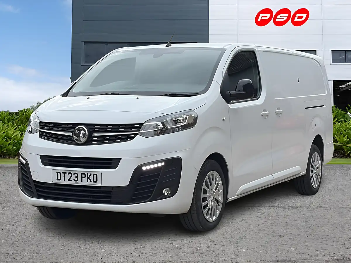 Used 2023 Vauxhall Vivaro Pro L2 H1 Kaolin White - Interior and Exterior details 4
