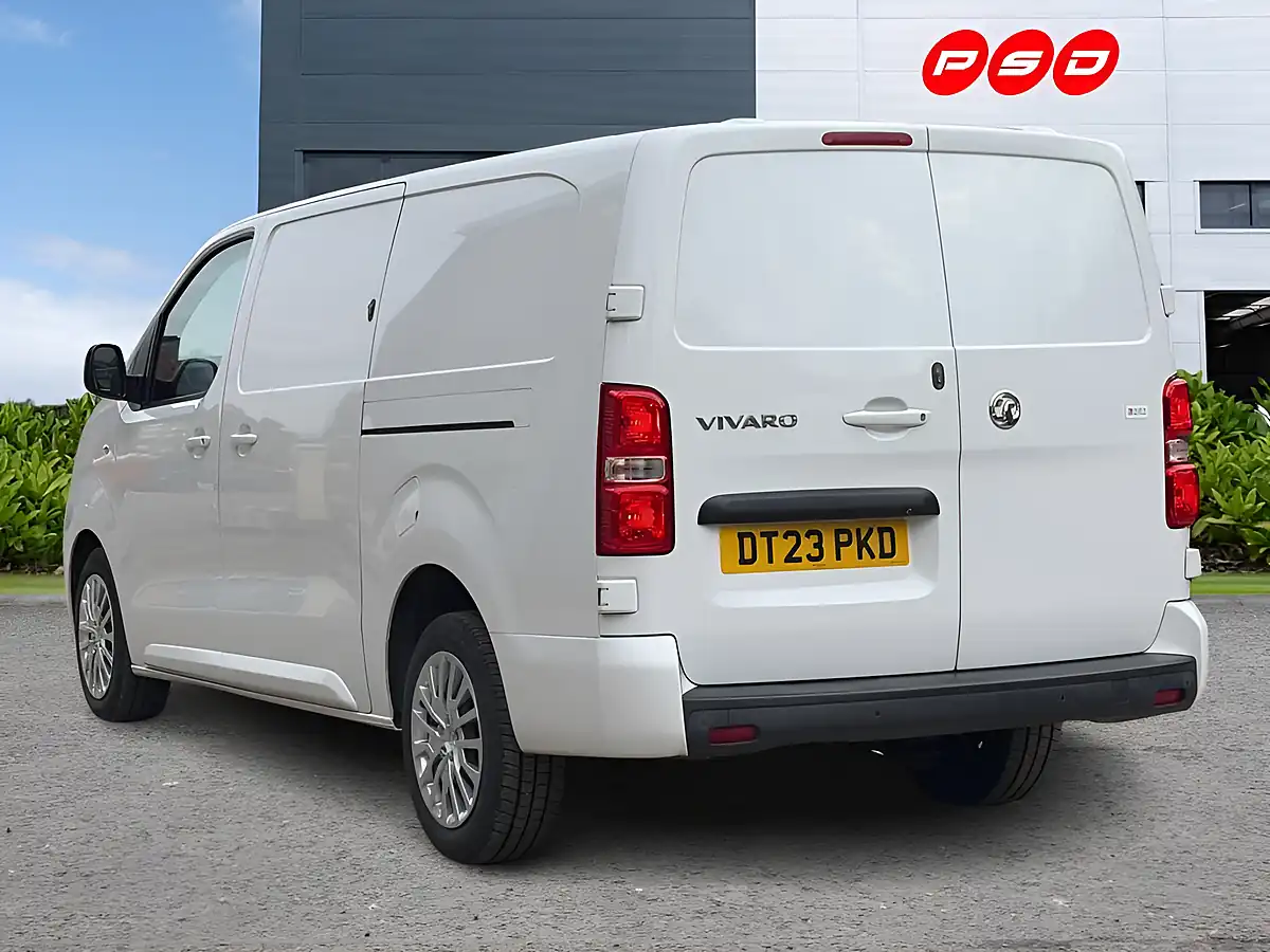 Used 2023 Vauxhall Vivaro Pro L2 H1 Kaolin White - Interior and Exterior details 6