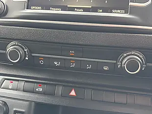 Used 2023 Vauxhall Vivaro Pro L2 H1 Kaolin White - Interior and Exterior details 15