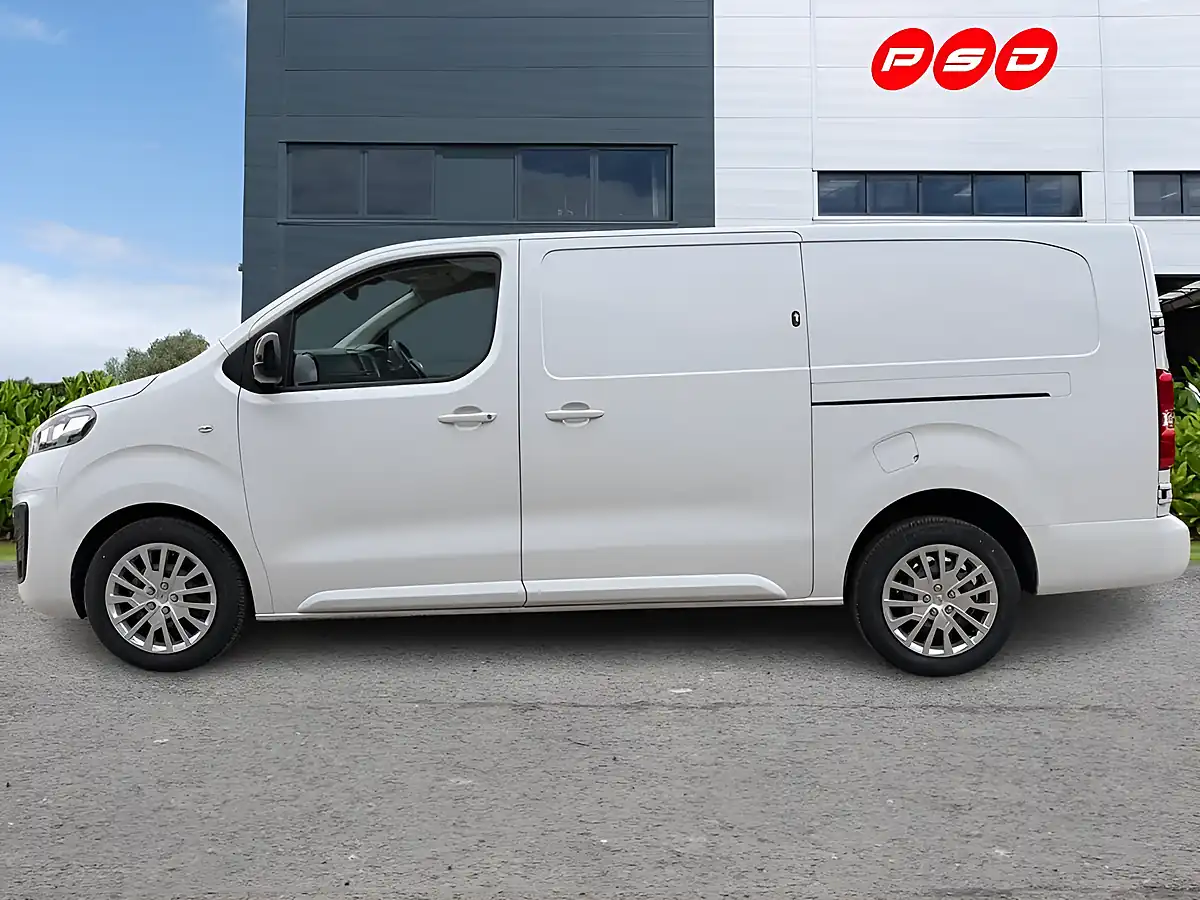 Used 2023 Vauxhall Vivaro Pro L2 H1 Kaolin White - Interior and Exterior details 5